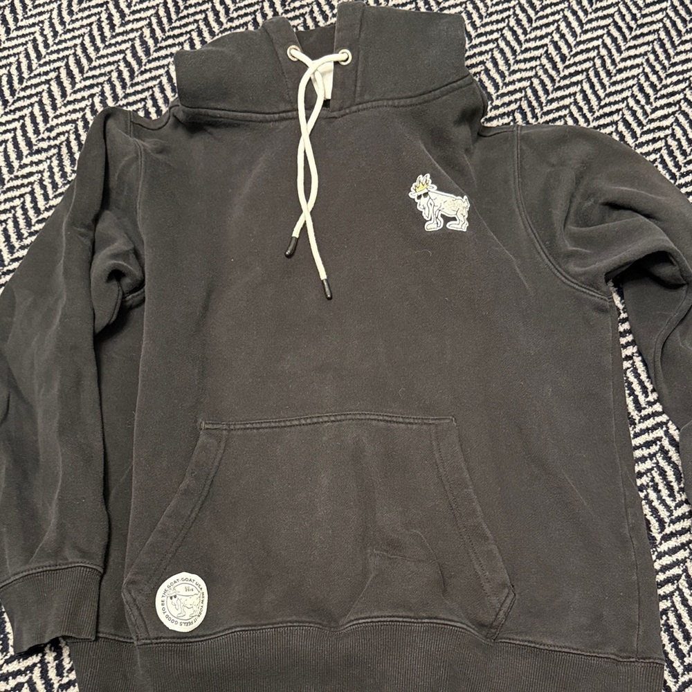 Men's Black Pullover Hoodie Sweatshirt with Drawstring